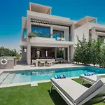 Arya Villa