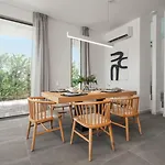 Villa Arya