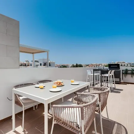Arya * Paralimni