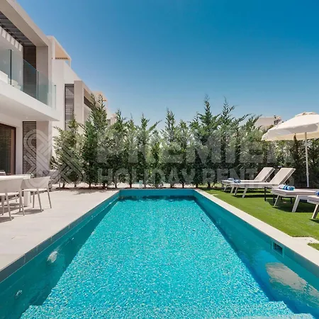 3br With Private Pool - Arya By Premier