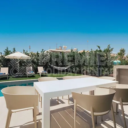 3br With Private Pool - Arya By Premier Villa *