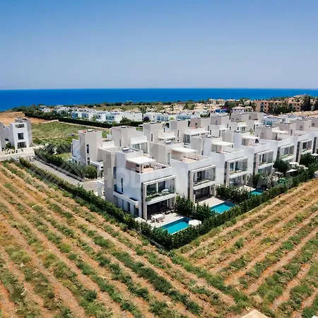 3br With Private Pool - Arya By Premier *