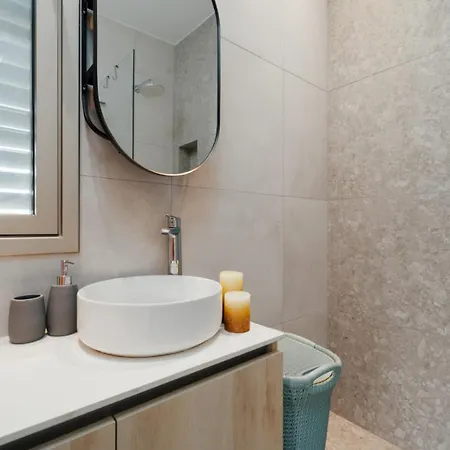 3br With Private Pool - Arya By Premier