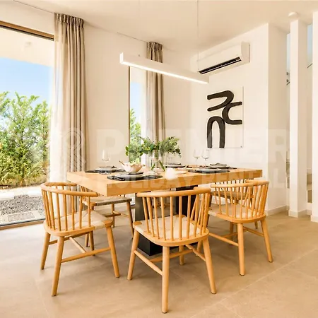 3br With Private Pool - Arya By Premier Villa Paralimni